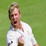 Shane Warne: पाकिस्तानी कप्तान ने कमरे में आकर मैच फिक्सिंग की पेशकश की, कहा कि अगर मैच हार गया तो हमारे घर जला दिए जाएंगे।