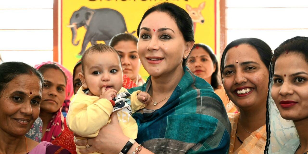 Deputy CM Diya Kumari ने मालवीय नगर बाल्मिकी बस्ती में किया आंगनबाड़ी का औचक निरीक्षण