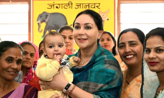 Deputy CM Diya Kumari ने मालवीय नगर बाल्मिकी बस्ती में किया आंगनबाड़ी का औचक निरीक्षण