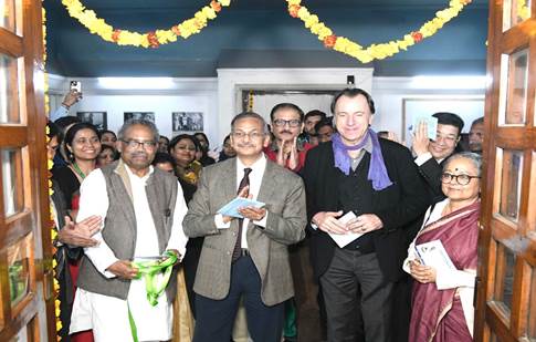 भारतीय राष्ट्रीय अभिलेखागार ने महात्मा गांधी पर विशेष प्रदर्शनी आयोजित की