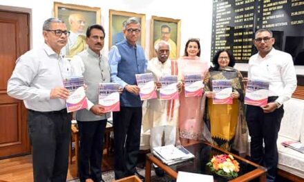 राज्यपाल श्री बंडारू दत्तात्रेय को हरियाणा लोक सेवा आयोग ने 58 वीं वार्षिक रिपोर्ट प्रस्तुत की