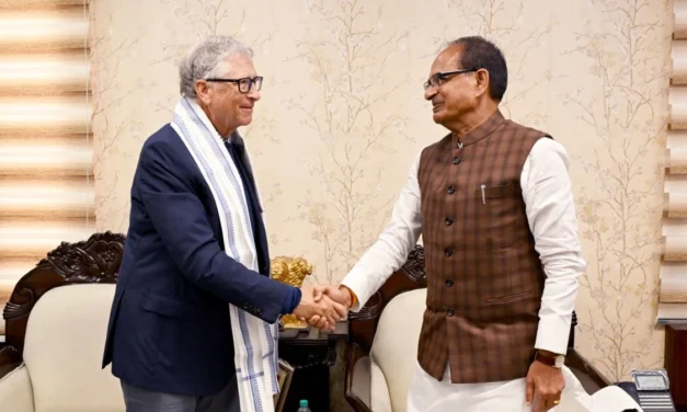 केंद्रीय मंत्री श्री शिवराज सिंह चौहान व गेट्स फाउंडेशन के श्री बिल गेट्स की दिल्ली में हुई बैठक