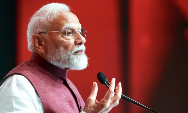 प्रधानमंत्री श्री नरेन्द्र मोदी ने सहकारिता क्षेत्र की प्रगति की समीक्षा के लिए एक उच्च स्तरीय बैठक की अध्यक्षता की
