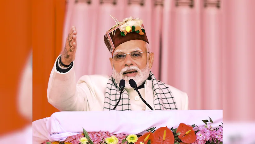 प्रधानमंत्री श्री नरेन्द्र मोदी ने उत्तराखंड के हर्षिल में शीतकालीन पर्यटन कार्यक्रम को संबोधित किया