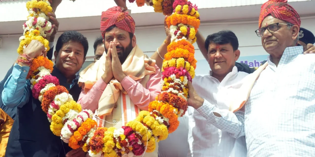 मुख्यमंत्री श्री नायब सिंह सैनी का राजस्थान के चोमू में सैनी समाज ने किया अभिनंदन