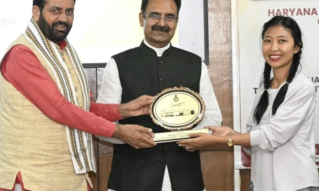 मुख्यमंत्री श्री नायब सिंह सैनी ने 36वें अंतर्राष्ट्रीय विधायी ड्राफ्टिंग प्रशिक्षण कार्यक्रम के प्रतिभागियों को किया संबोधित