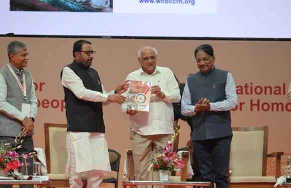 मंत्री श्री प्रतापराव जाधव: आयुष मंत्रालय विश्व होम्योपैथी दिवस 2025 पर वैश्विक होम्योपैथी बिरादरी को गांधीनगर के विशाल सम्मेलन में साथ लाया