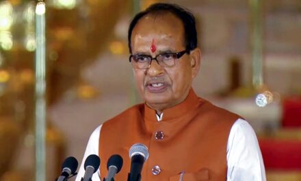 केन्द्रीय मंत्री श्री शिवराज सिंह चौहान ने महाराष्ट्र में किसान ज्ञान संवर्धन केन्द्र और महिला प्रौद्योगिकी पार्क का उद्धाटन किया