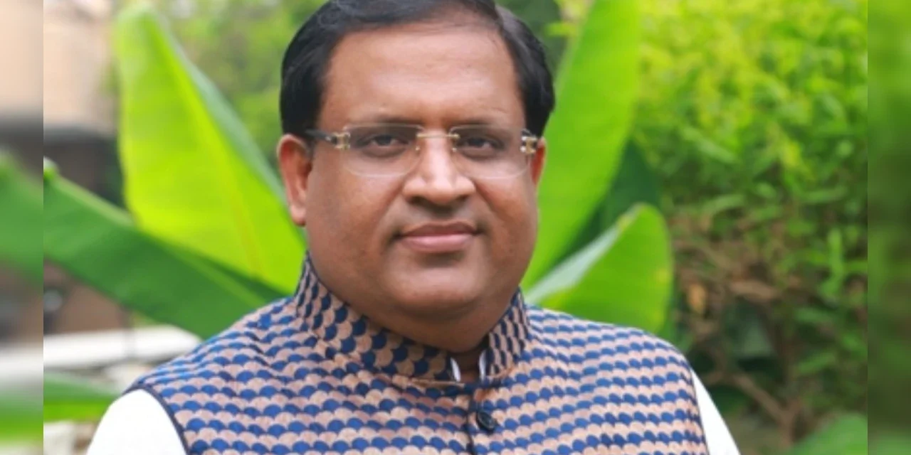 कैबिनेट मंत्री श्री विपुल गोयल: काम काज में देरी करने वाली एजेंसी को किया जाए ब्लैकलिस्ट