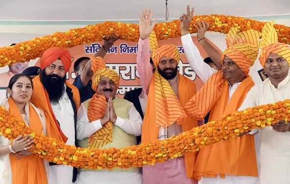 मुख्यमंत्री श्री नायब सिंह सैनी ने रविदास मंदिर एवं धर्मशाला में अंबेडकर भवन का किया उद्घाटन