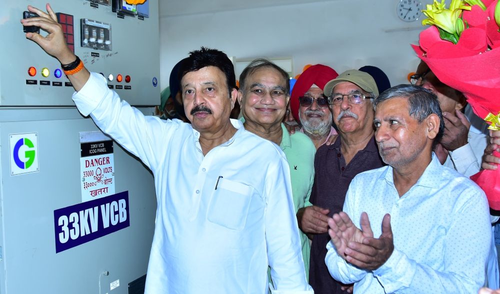 कैबिनेट मंत्री राव नरबीर सिंह ने वाटिका सिटी में 33 केवी बिजली सब स्टेशन का किया उद्घाटन