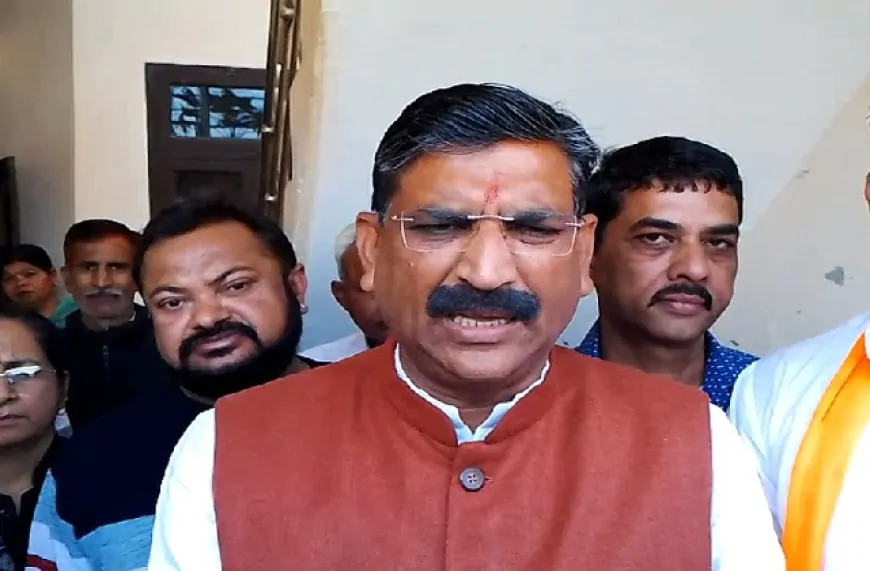 कैबिनेट मंत्री कृष्ण कुमार बेदी ने किया ई-लाईब्रेरी का उद्घाटन