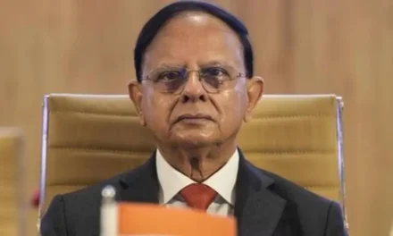 प्रधानमंत्री के प्रधान सचिव डॉ. पी. के. मिश्र ने गुजरात में प्रमुख बुनियादी ढांचा परियोजनाओं की समीक्षा की