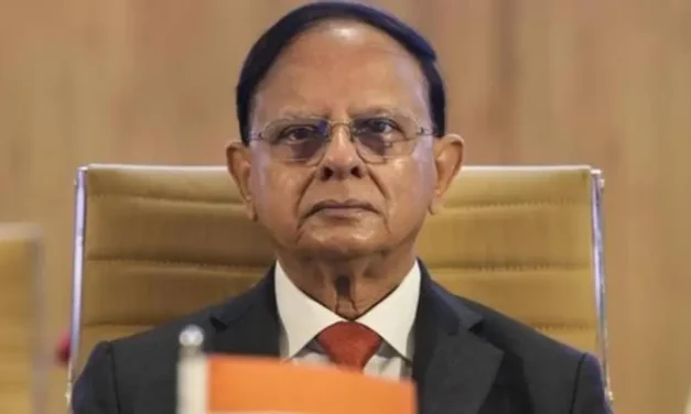 प्रधानमंत्री के प्रधान सचिव डॉ. पी. के. मिश्र ने गुजरात में प्रमुख बुनियादी ढांचा परियोजनाओं की समीक्षा की