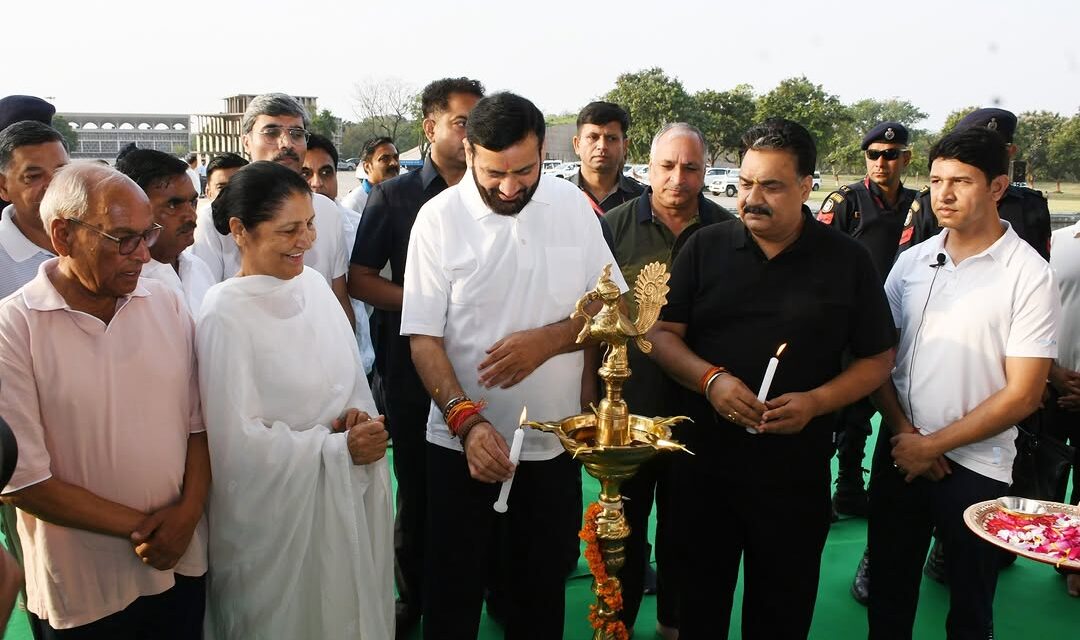 मुख्यमंत्री श्री नायब सिंह सैनी ने आईटीबीपी बीटीसी, भानू, पंचकूला में आयोजित योग प्रोटोकॉल प्रशिक्षण शिविर में की शिरकत