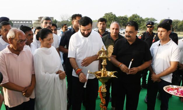 मुख्यमंत्री श्री नायब सिंह सैनी ने आईटीबीपी बीटीसी, भानू, पंचकूला में आयोजित योग प्रोटोकॉल प्रशिक्षण शिविर में की शिरकत