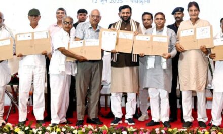 मुख्यमंत्री श्री नायब सिंह सैनी ने मुख्यमंत्री शहरी स्वामित्व योजना के लाभार्थियों को दिया तोहफा