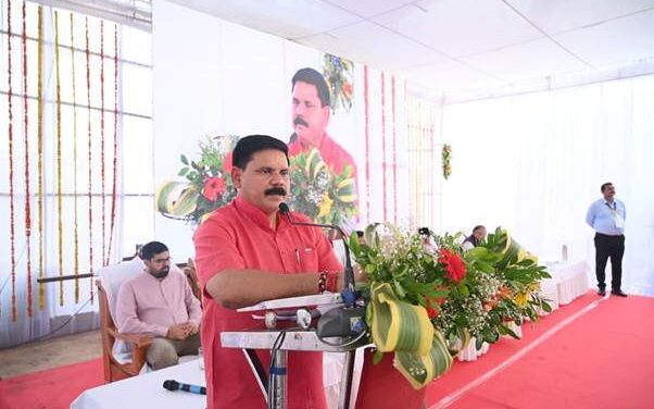 केंद्रीय कोयला मंत्री श्री सतीश चंद्र दुबे ने साउथ ईस्टर्न कोलफील्ड्स लिमिटेड का दौरा किया