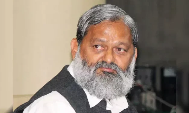 हरियाणा के ऊर्जा मंत्री अनिल विज का बड़ा बयान: भारत का 2030 तक 500 गीगावाट नवीकरणीय ऊर्जा लक्ष्य