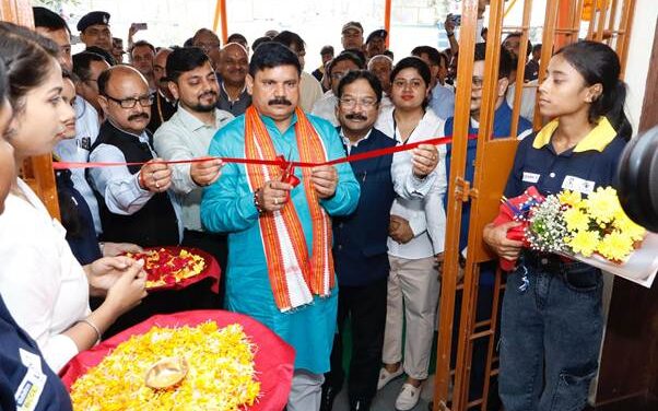 केंद्रीय कोयला मंत्री श्री सतीश चंद्र दुबे ने झरिया मास्टर प्लान की समीक्षा बैठक की, बीसीसीएल अस्पताल और मल्टी-स्किल डेवलपमेंट संस्थान का उद्घाटन किया