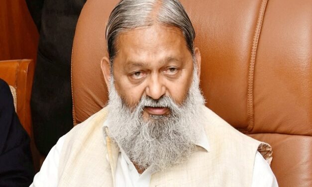 मंत्री अनिल विज: प्राईवेट बसों के रूटों के समय को लेकर अध्ययन करें अधिकारी
