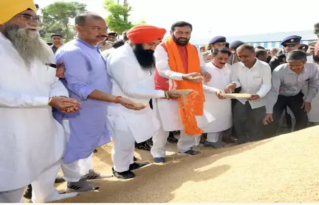 मुख्यमंत्री नायब सिंह सैनी ने लाडवा अनाज मंडी से धान की खरीद प्रक्रिया का किया शुभारंभ