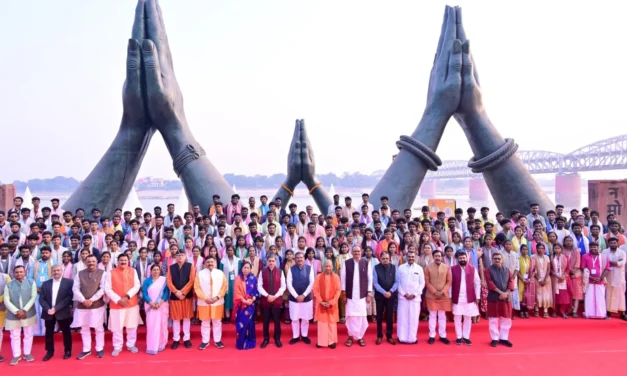 उपराष्ट्रपति श्री सी.पी. राधाकृष्णन ने काशी तमिल संगमम 4.0 को वर्चुअली संबोधित किया: सांस्कृतिक एकता का प्रतीक