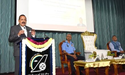 डॉ. जितेंद्र सिंह ने बेंगलुरु में पहले स्वदेशी पायलट प्रशिक्षण विमान ‘हंसा-3 एनजी’ का उद्घाटन किया, सारस एमके-2 और अन्य स्वदेशी नवाचारों का शुभारंभ