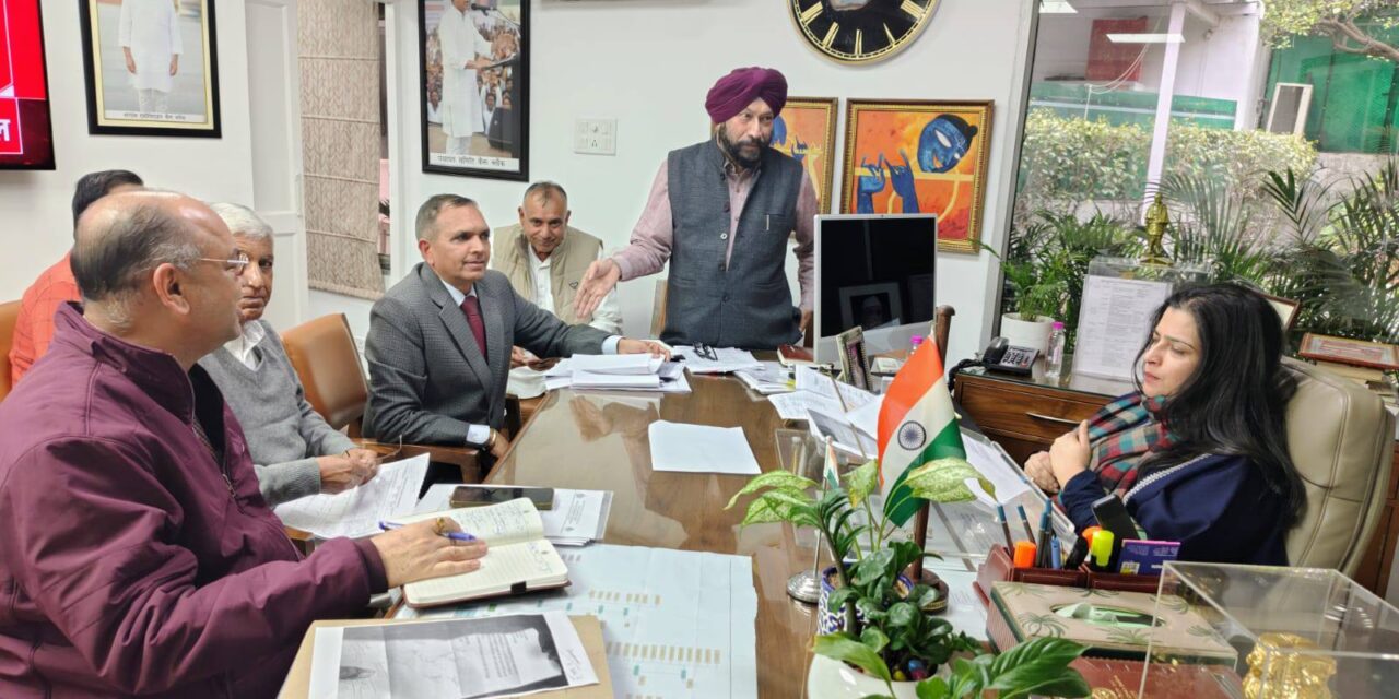 हरियाणा: मंत्री श्रुति चौधरी ने तोशाम में विकास और बाढ़ प्रबंधन कार्यों की समीक्षा की