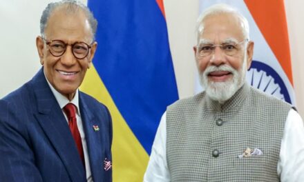 प्रधानमंत्री नरेन्द्र मोदी ने मॉरीशस के प्रधानमंत्री से द्विपक्षीय सहयोग और क्षेत्रीय शांति पर की चर्चा